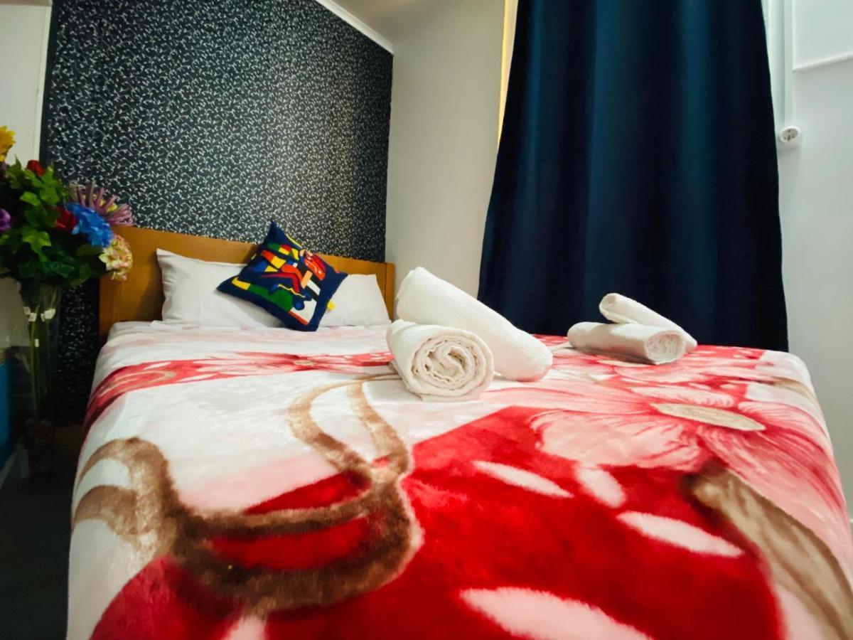 Albergue Prime & *